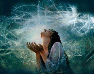 2f0e3-donna-che-piange-al-cielo567rok3-abstract