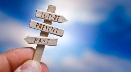pasado-presente-y-futuro-en-una-mano