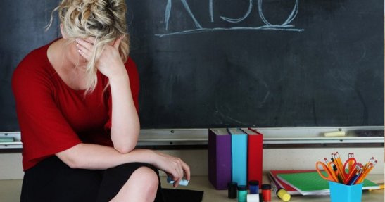 violencia-contra-profesores-social